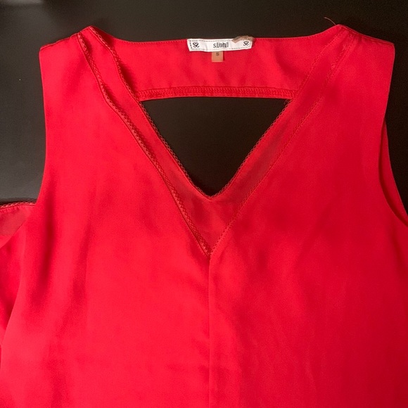 Red ‘V’ Camisole - Small - Picture 2 of 4